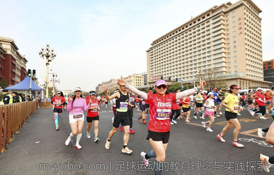 足球运动的教育理念与实践探索